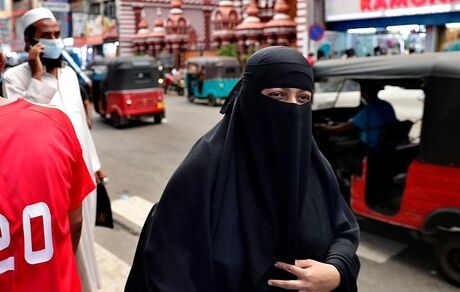 سری‌لانکا مدارس اسلامی رامی‌بندد!