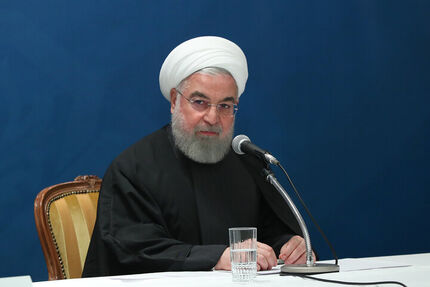 روحانی: در داستان سقوط هواپیمای اوکراینی فقط یک فرد نمی‌تواند مقصر باشد/ مسأله با صداقت برای مردم بیان شود