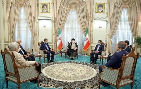 دیدار  رییس‌جمهور منتخب با کاندیداهای دیگر انتخابات ریاست جمهوری ۱۴۰۰