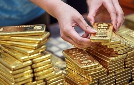 سیاست افزایش ذخایر طلای بانک مرکزی جمهوری اسلامی ایران در دو سال گذشته 