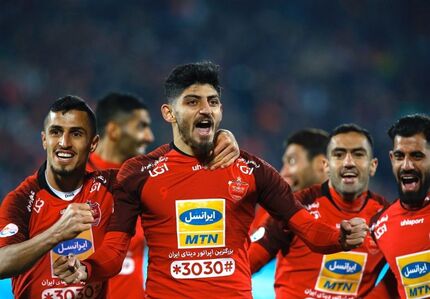 پرسپولیس به سپاهان و یک قدمی استقلال رسید