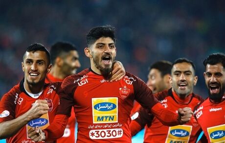 پرسپولیس به سپاهان و یک قدمی استقلال رسید