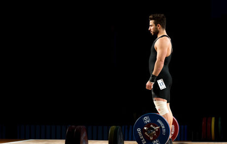 جایزه دو هزار دلاری کیانوش رستمی درمسابقات قطر
