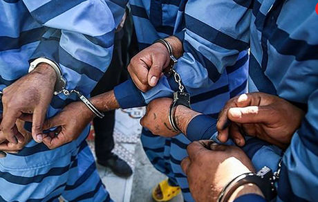 دستگیری ۱۶ نفر از سرشاخه‌ها و اخلالگران در بازار ارز فردایی و طلا