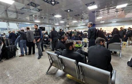 بعد از پنج ساعت تاخیر، پرواز معراج از تهران به نجف به فردا موکول شد!