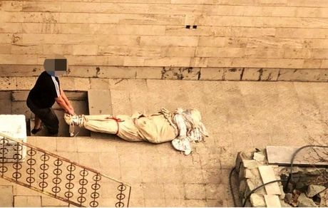 عکاسی زن همسایه، جنایت را فاش کرد