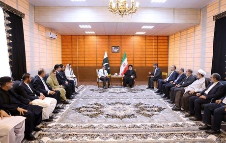 رئیسی: ایران آماده گسترش همکاری با پاکستان در همه زمینه‌هاست