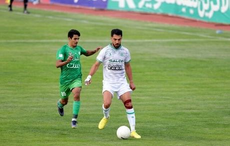 پیوستن بازیکن ذوب آهن به استقلال منتفی شد