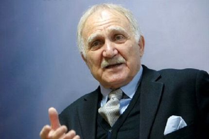 سکته مغزی پیشکسوت پرسپولیس بخیر گذشت