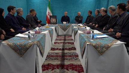 رئیس جمهور: تصمیم‌گیری درخصوص پایان جنگ با لحاظ همه شروط، عزت و منافع ملت ایران خواهدبود 