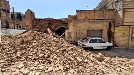 ریزش ۲ خانه قدیمی در دزفول