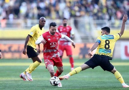 پرسپولیس همچنان به سپاهان می‌بازد / خداحافظی قرمزها با قهرمانی در حضور بانوان