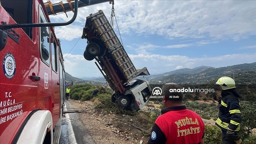 تصادف شدید ابراهیم تاتلیس خواننده مشهور ترکیه