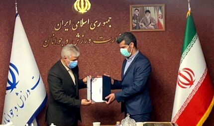 ساعی بالاخره حکم ریاستش را دریافت کرد