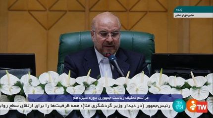 دوره جدید، دوره کارآمدی و پاسخ‌گوییست / روز را بدون تلاش به مردم شب نخواهیم کرد