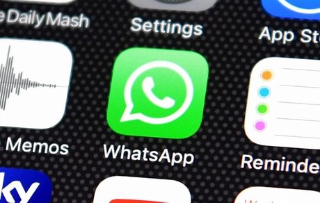 اپل، واتساپ و تردز را در چین حذف کرد