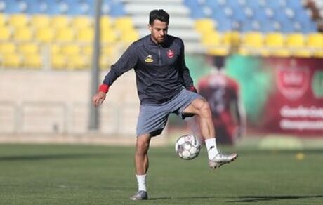 مدافع پرسپولیس تمدید کرد
