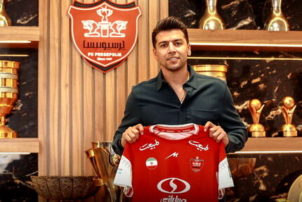 بازیکن پیشین استقلال به پرسپولیس پیوست / سعید مهری یاغی جدید فوتبال ایران