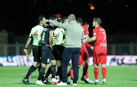 سرمربی تراکتور محروم شد