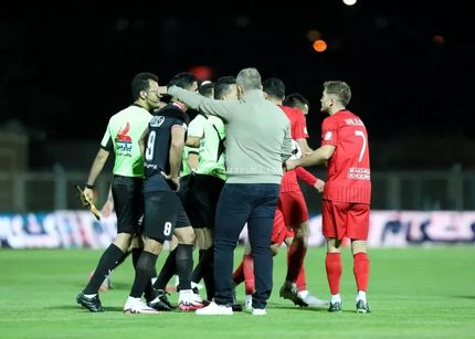 سرمربی تراکتور محروم شد