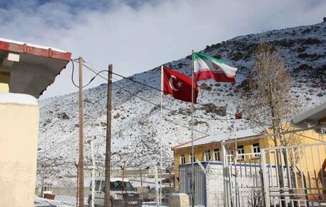 مرزهای زمینی ایران و ترکیه بازگشایی شدند