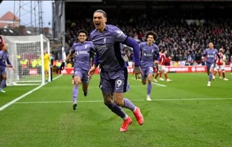 لیورپول با گل دقیقه ۹۹ باز هم پیروز شد