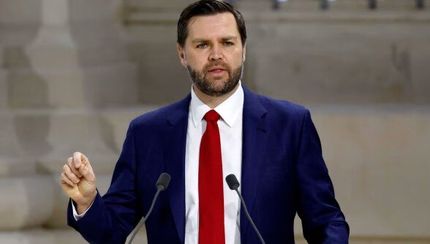 معاون ترامپ: گزینه دیپلماتیک درخصوص ایران را ترجیح می‌دهیم