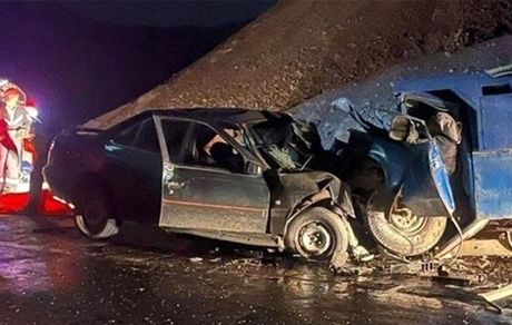 جان باختن هشت تن در تصادف نیسان آبی با پژو ۴۰۵