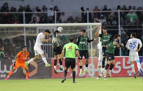 استقلال مقابل خیبر هم متوقف شد / خرم آبادی‌ها و رحمتی مانع صدرنشینی آبی‌ها