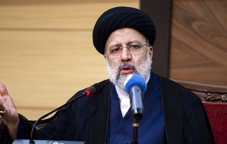 رئیسی چند کلاس سواد دارد؟ 