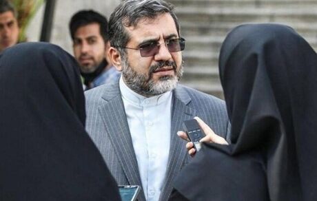 وزیر ارشاد: ماهانه هزار تن کاغذ بین ناشران توزیع می‌شود