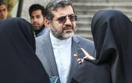 وزیر ارشاد: ماهانه هزار تن کاغذ بین ناشران توزیع می‌شود