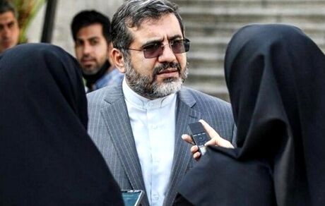 وزیر ارشاد: ماهانه هزار تن کاغذ بین ناشران توزیع می‌شود