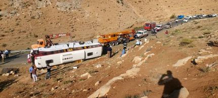 همه دلایل واژگونی اتوبوس خبرنگاران و سربازان