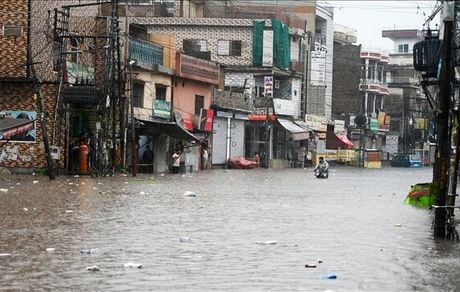 دست کم ۲۵ کشته در سیل و رانش زمین در پاکستان