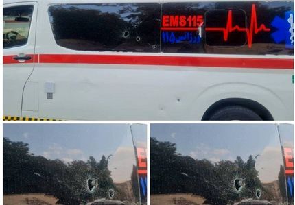 بدلیل حمله دشمن، یک دستگاه آمبولانس و دو نفر از کارکنان اورژانس بوشهر در حین ماموریت دچار آسیب شدند