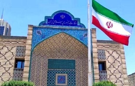 شایعه فرصت یک هفته‌ای به اعضای سفارت ایران برای ترک قطر تکذیب شد