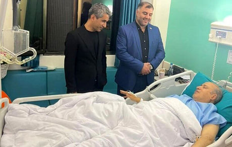 تاج جراحی شد