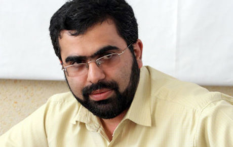 سلبریتی‌های حامی روحانی باید بیانیه عذرخواهی از مردم امضا کنند