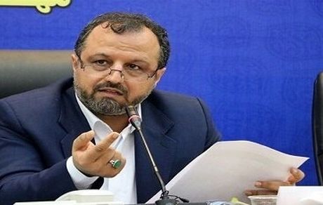 صنایع کشور باید زمینه بازگشت ارز به قواعد بانک مرکزی تمکین کنند