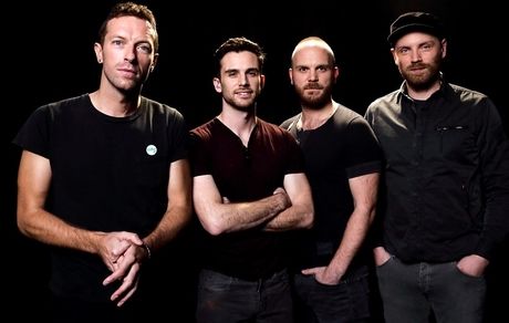 «بنی آدم» در لیست قطعات آلبوم گروه موسیقی انگلیسی