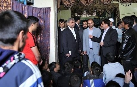 بازدید دادستان تهران از زندان تهران بزرگ/ دستور آزادی ۱۷۰ زندانی