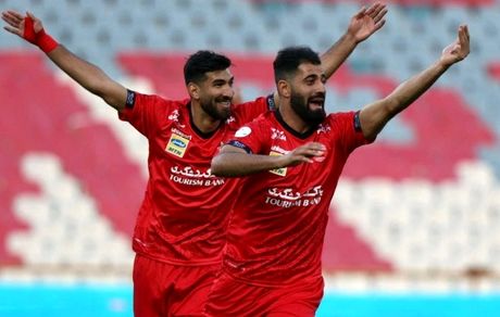 صعود موقت پرسپولیس به صدر جدول با شکست نساجی