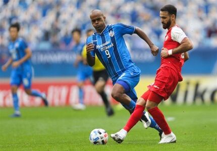 پرسپولیس خیلی زود برتری‌اش را از دست داد