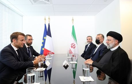 اروپا باید در عمل نشان دهد که سیاست‌های آن مستقل است و تابع خواست آمریکا نیست