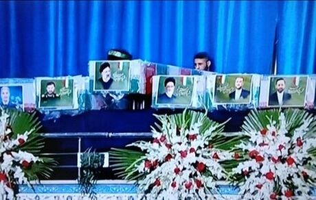 آغاز مراسم وداع با پیکر رئیس جمهور و شهدای خدمت در مصلی تهران