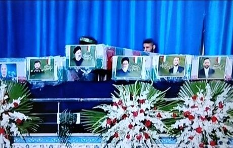 آغاز مراسم وداع با پیکر رئیس جمهور و شهدای خدمت در مصلی تهران