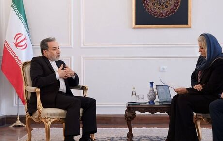 عراقچی: آلمانی‌ها باید بپذیرند، جمشید شارمهد یک آلمانی تروریست است