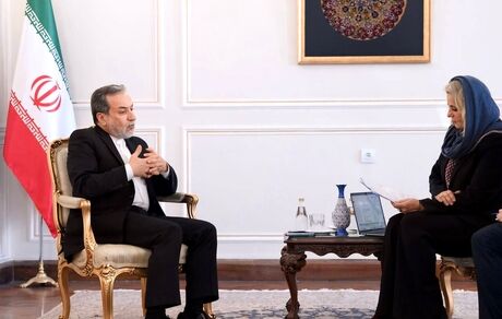 عراقچی: آلمانی‌ها باید بپذیرند، جمشید شارمهد یک آلمانی تروریست است