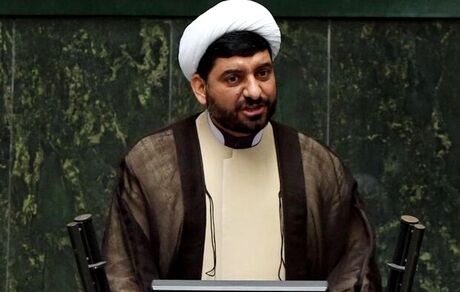 دفاع نماینده ملایر از عراقچی: رویکرد وزیر پیشنهادی برای آینده تعامل بین دیپلماسی و میدان است‌